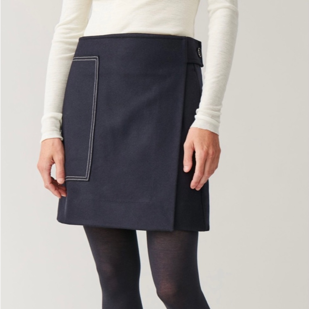 COS navy short wool skirt